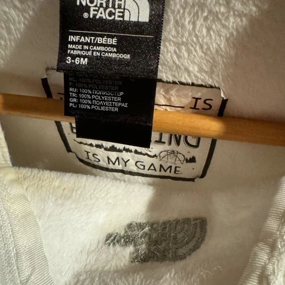 Baby North Face Winter suit 3-6 mos